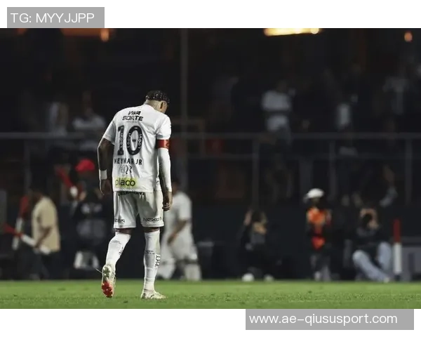 内马尔对未来充满疑惑坦言桑托斯始终是心中首选球队