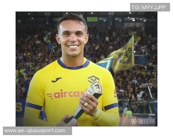 佛罗伦萨与AC米兰争夺维罗纳年轻前锋吉奥瓦尼桑塔纳的转会机会